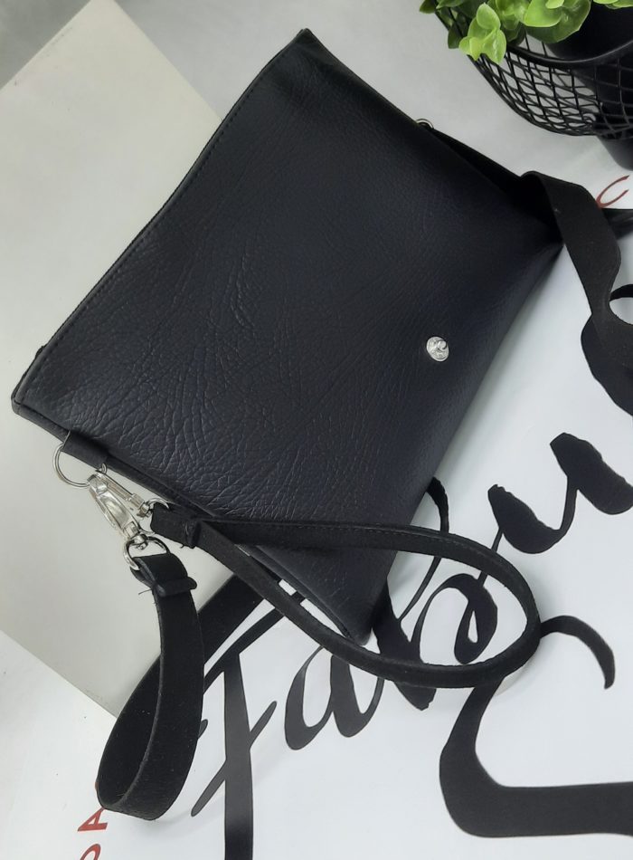 mini pochette noire