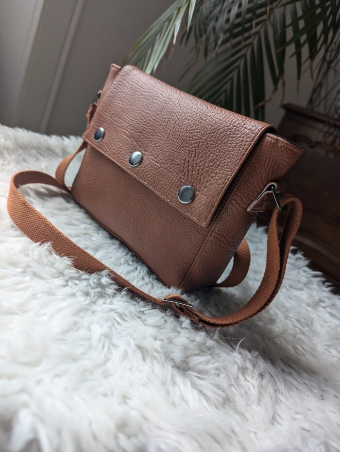 besace homme camel